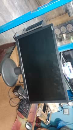 Lenovo LCD and HP I5 4th Generation System with Keyboard and Mouse