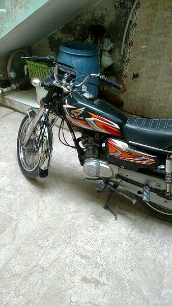 Sell Honda CG 125 2022 model 3