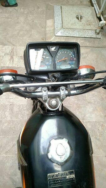 Sell Honda CG 125 2022 model 4