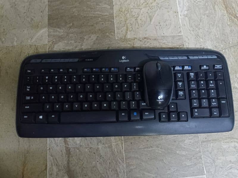 Logitech Wireless Mk335 Keyboard Mouse Combo 18