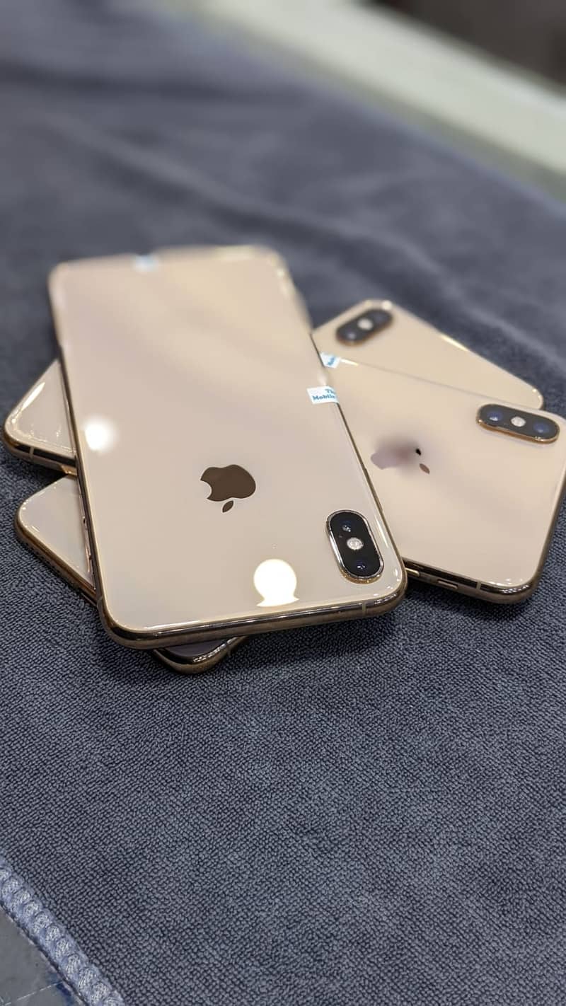 Apple iphone XS Max 64GB 85% B. H 4Months Sim Time 1