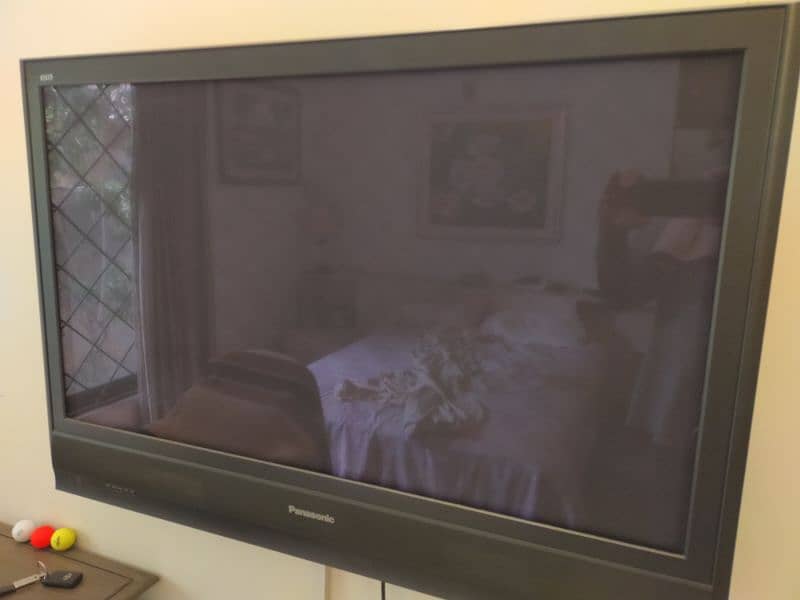 Panasonic Vierra Plasma TV 42 inch excellent condition 1