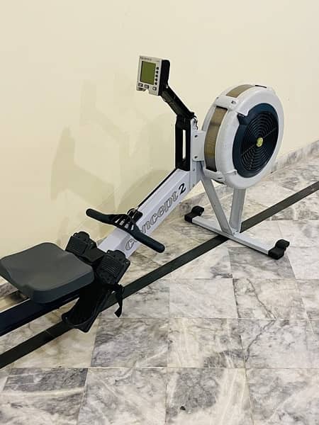 Concept 2 Rowing Machine USA\New & USed Gym Fitness Machines Available 1