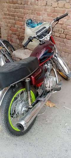 Honda 125cc  10by10 ha please fast connect now