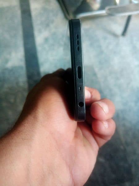 OnePlus Nord N 20 SE 4