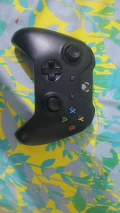 xbox one controller (read ad)
