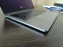 MacBook Pro Core i-7 Made 2019, 8GB Ram 1TB SSD 13.3 inch
