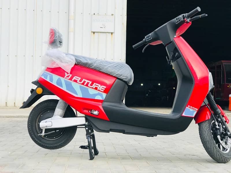 YJ Future Cruise Electric Bike - scooty 18