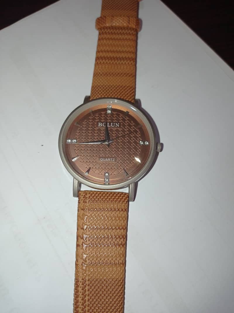 Bolun Round Dial watch in new condition 0