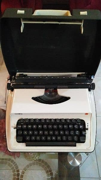 antique Olympia company typewriter for typing hobbies 0