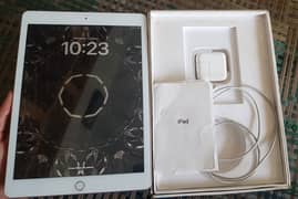 Ipad 7th Generation (complete box and charger)
