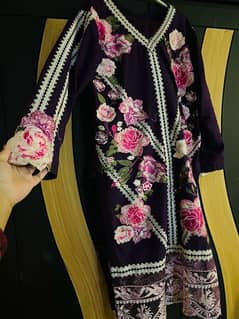 plum lawn embroided suit with Silk dupata
