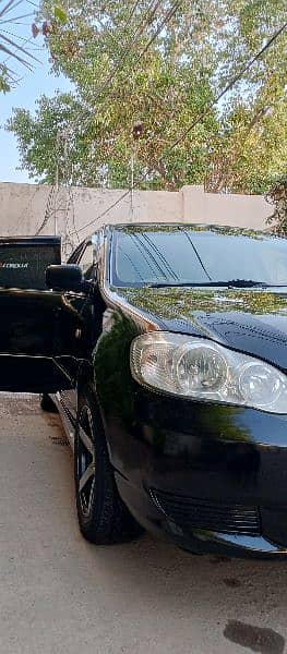 Toyota Corolla Altis 2005 4