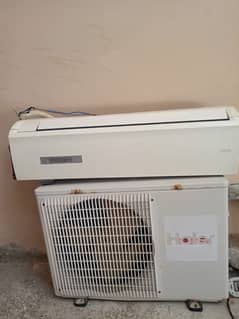 GOOD CONDITION AIR CONDITIONER (AC) HAIER
