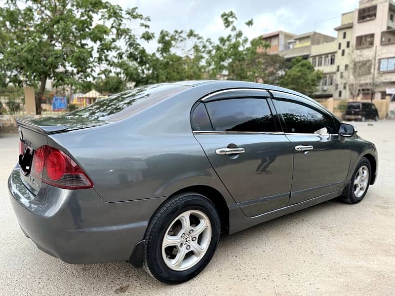 Honda Civic Oriel 2009 4