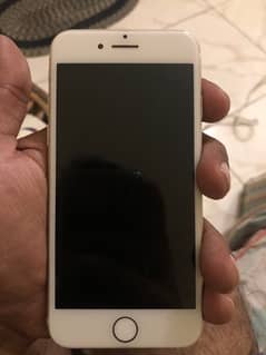 Iphone 7  128GB mint PTA Approved