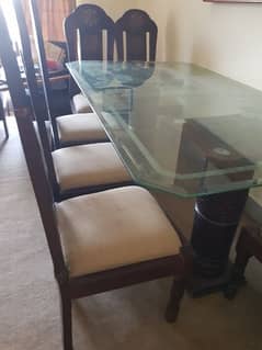 Dining table & 6 Chairs for Sale