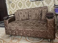 6 seater sofa set in good condition perfect for your living room