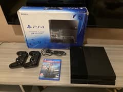 PS4 Fat 1TB 1100 series with 2 games
