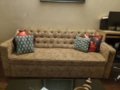 5 Seater sofa set with Center Table