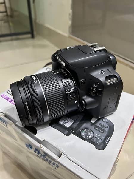 Canon 200D / Canon SL2 (with complete box) 3