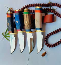 Custom Handmade Damascus Steel skinner knives with leather sheath