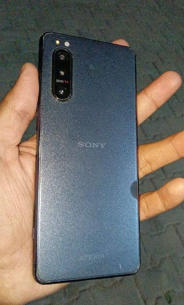 Sony Xperia 5 Mark II 4