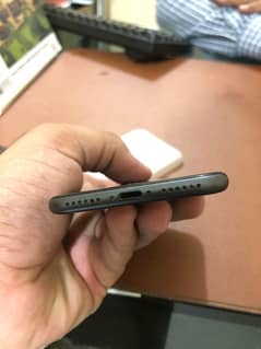 Iphone 8 Non-PTA 64GB 78% health battery on service