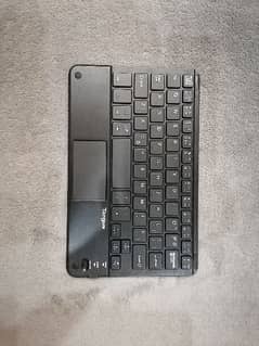 Wireless keyboard Compact size