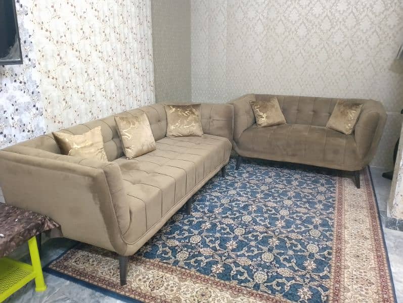 sofa set 3+2 seater very good condition 10/10 2