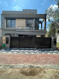 10 Marla Luxury Brand New House For Sale In Overseas B Bahria Town Lahore