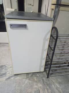 bed room size fridge for sell