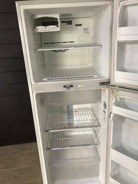 lg fridge 10