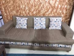 Sofa set urgent  for sale 5 seater