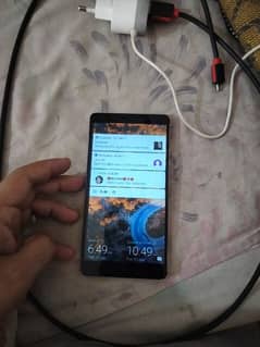 Huawei mate 8.4gb 64 gb