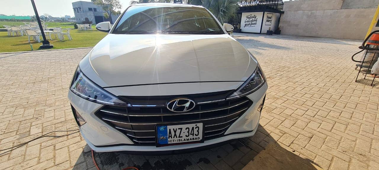 Hyundai Elantra 2022 0