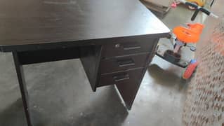 small study table new condition