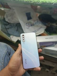 vivo s1 with box charger all ok and jenman front finger condition10/10