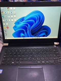 Laptop i7 8Gen Toshiba