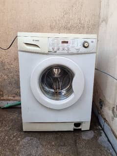 Indesit Laundry Machine