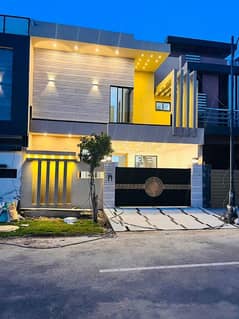 Brand New House Vip For Rent