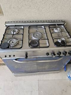 OVEN GAS in good condition , all working