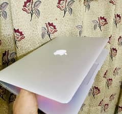 Macbook Air Early 2015 Model 4GB 128GB SSD