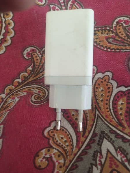 Oppo orgnal box wala adapter for sale Good condition 2 amper 10 watt 3