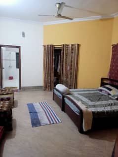 20 Marla upper portion for rent available 2 bedroom TV launch kitchen drawing room gas electricity available car parking