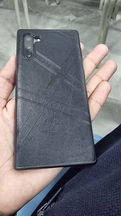Samsung Galaxy Note 10 5g small dot