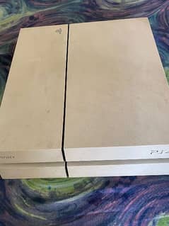 PS4(Playstation 4) Fat White Glacier With CDs Of Your Choice