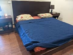 Chen one branded bed neat condition