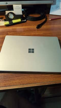 Microsoft surface laptop Go