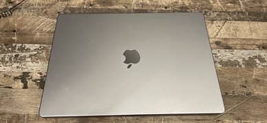 Macbook Pro 16 inch M2 Pro chip